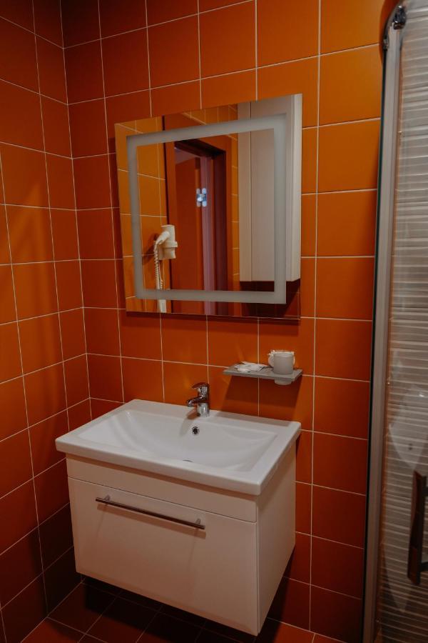 Lomo Hotel Umań Zewnętrze zdjęcie